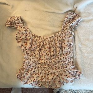 Super cute cropped blouse